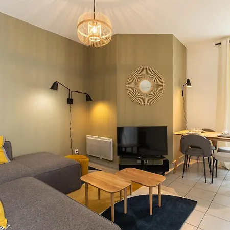 Dify Berthelot - Jean Mace Apartment Lyon Exterior photo